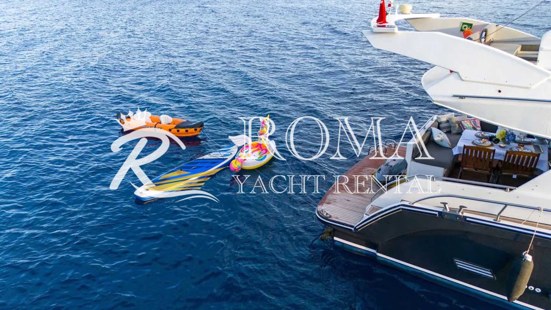 Moonlight-roma-yacht-rental-13
